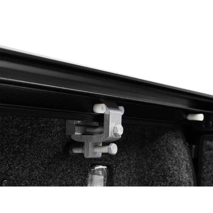 RetraxONE XR GMC And Chevy 1500 Retractable Tonneau Cover - RTX-T-60481