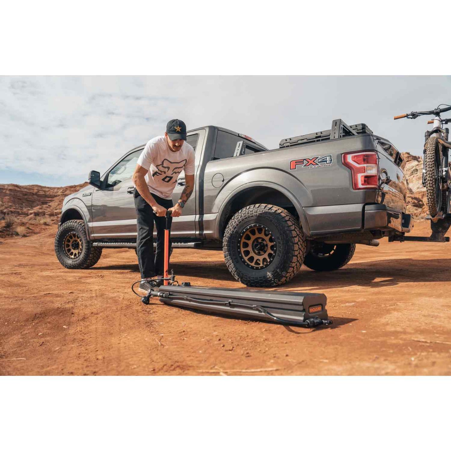 Roam Adventure Roam Shower Room - ROAM-AWN-SHOWER-BLK