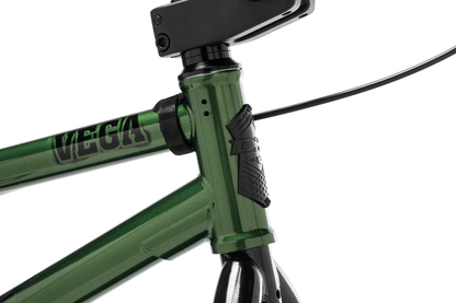 DK Vega 22" BMX Bike - CB2412