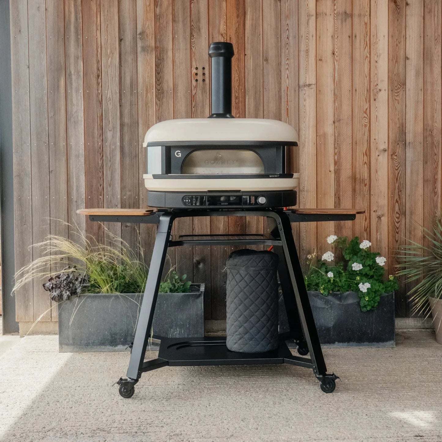 Gozney Dome XL Gen 2 Bone Dual Fuel Freestanding Outdoor Pizza Oven - GMPBNUS1825 | AM1985
