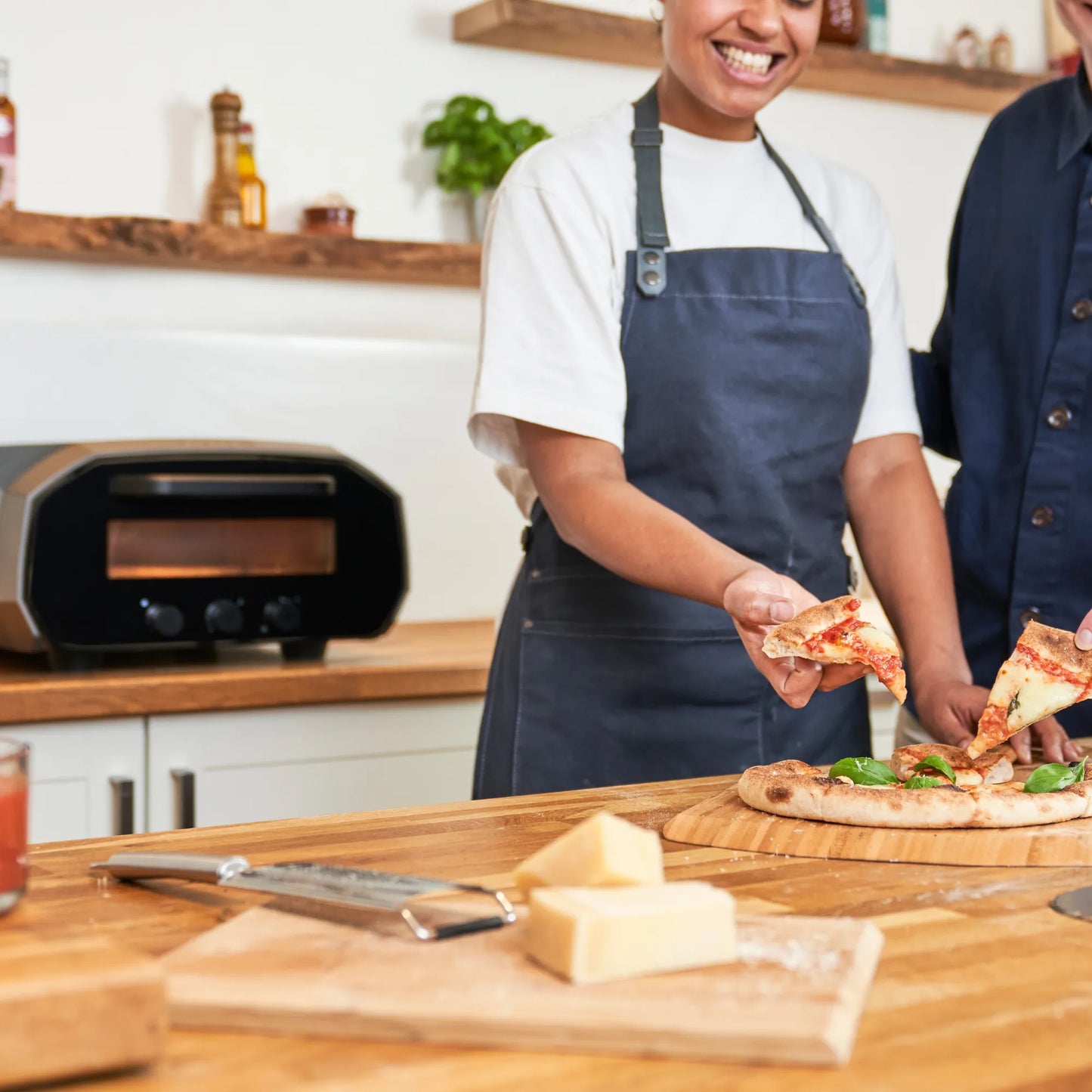 Ooni Volt 12 Electric Pizza Oven - UU-P12700