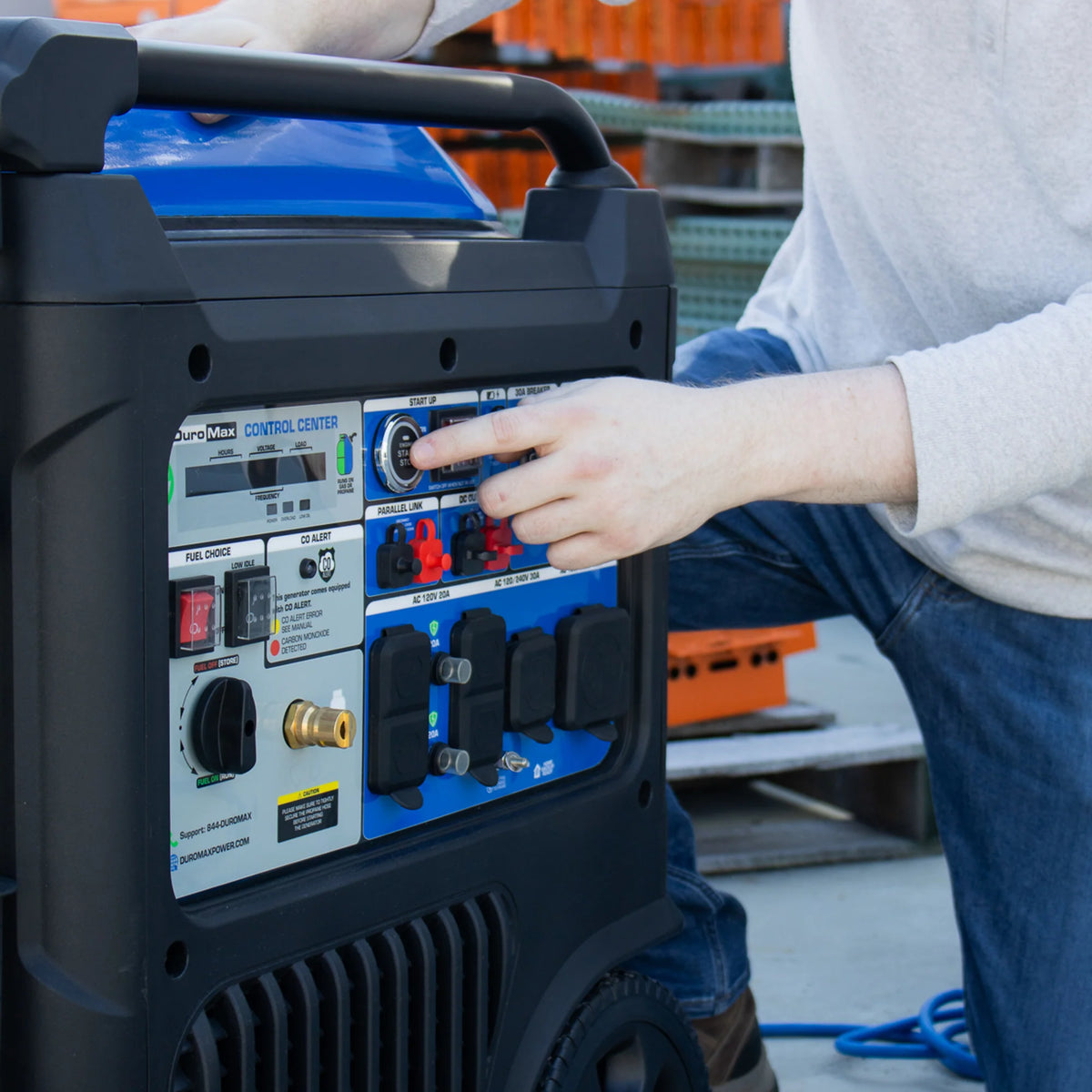 DuroMax 11,000 Watt Portable Dual Fuel Inverter Generator w/ CO Alert