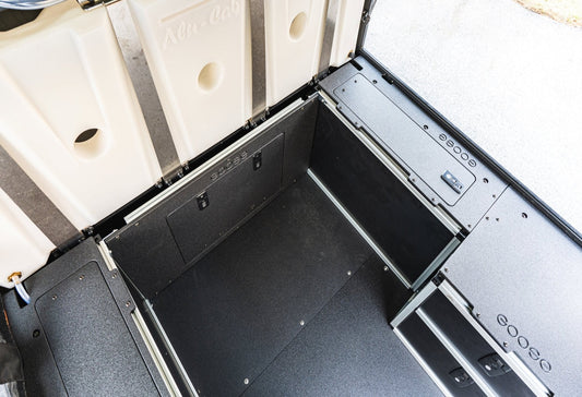 GOOSE GEAR Alu-Cab Canopy Camper V2 - Jeep Gladiator 2019-Present JT - Front Utility Module - 5' Bed - 1810-GGR-SH