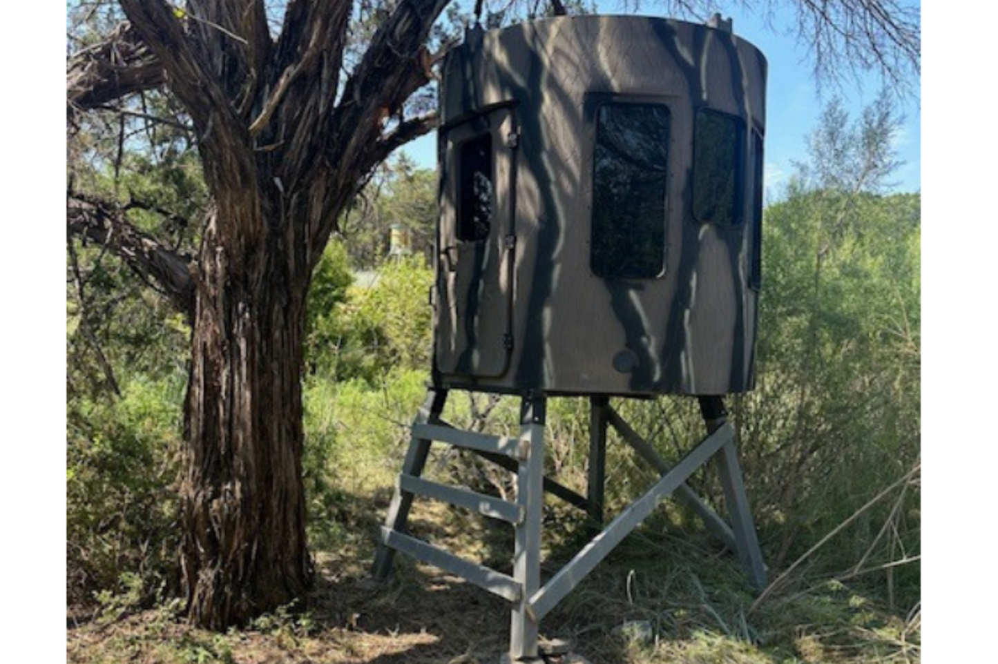 Banks Outdoors The Stump 4 Limited Edition 360° - Whitetail Properties Pro Hunter Phantom - ST4WP360PH