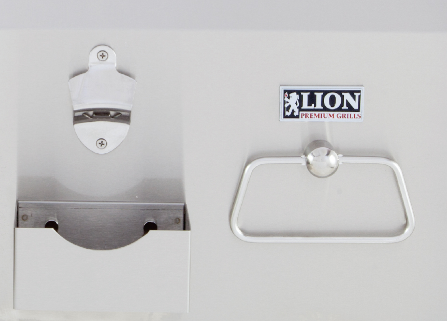 Lion Grills 30 Inch Bar Center - 19836