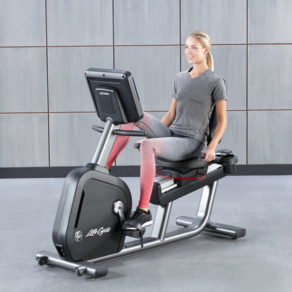 Life Fitness Club Series+ Recumbent Bike - CSR-SE424-BLKF-DOM14