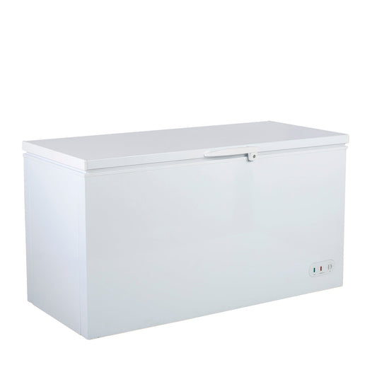 Maxx Cold Chest Freezer with Solid Top, 60.2"W, 15.9 cu. ft. Storage Capacity, Locking Lid, Garage Ready, in White - MXSH15.9SHC