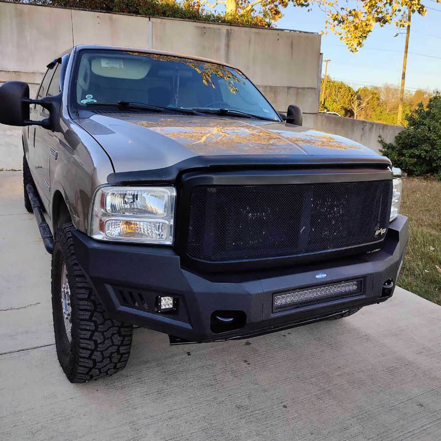 Ford F-250 F-350 Aftermarket Front Bumper w/ Skid Plate(05-07 Ford F-250 F-350 ) - Hooke Road