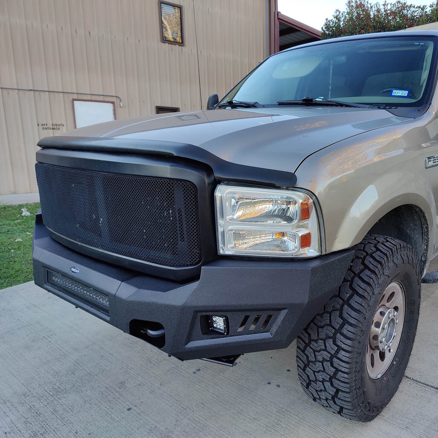 Ford F-250 F-350 Aftermarket Front Bumper w/ Skid Plate(05-07 Ford F-250 F-350 ) - Hooke Road