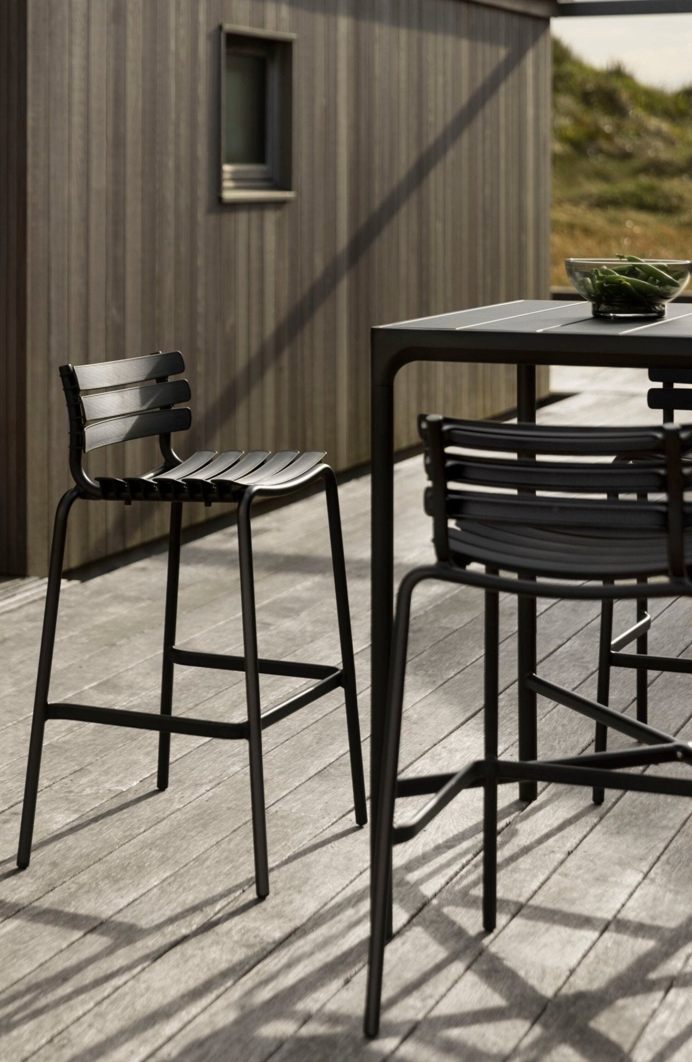 HOUE FOUR Bar Table