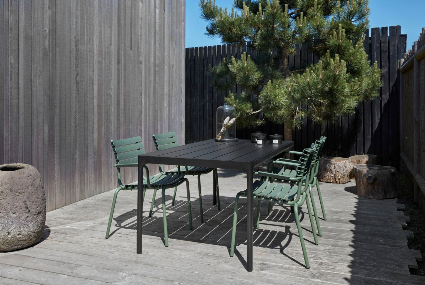 HOUE FOUR Dining Table