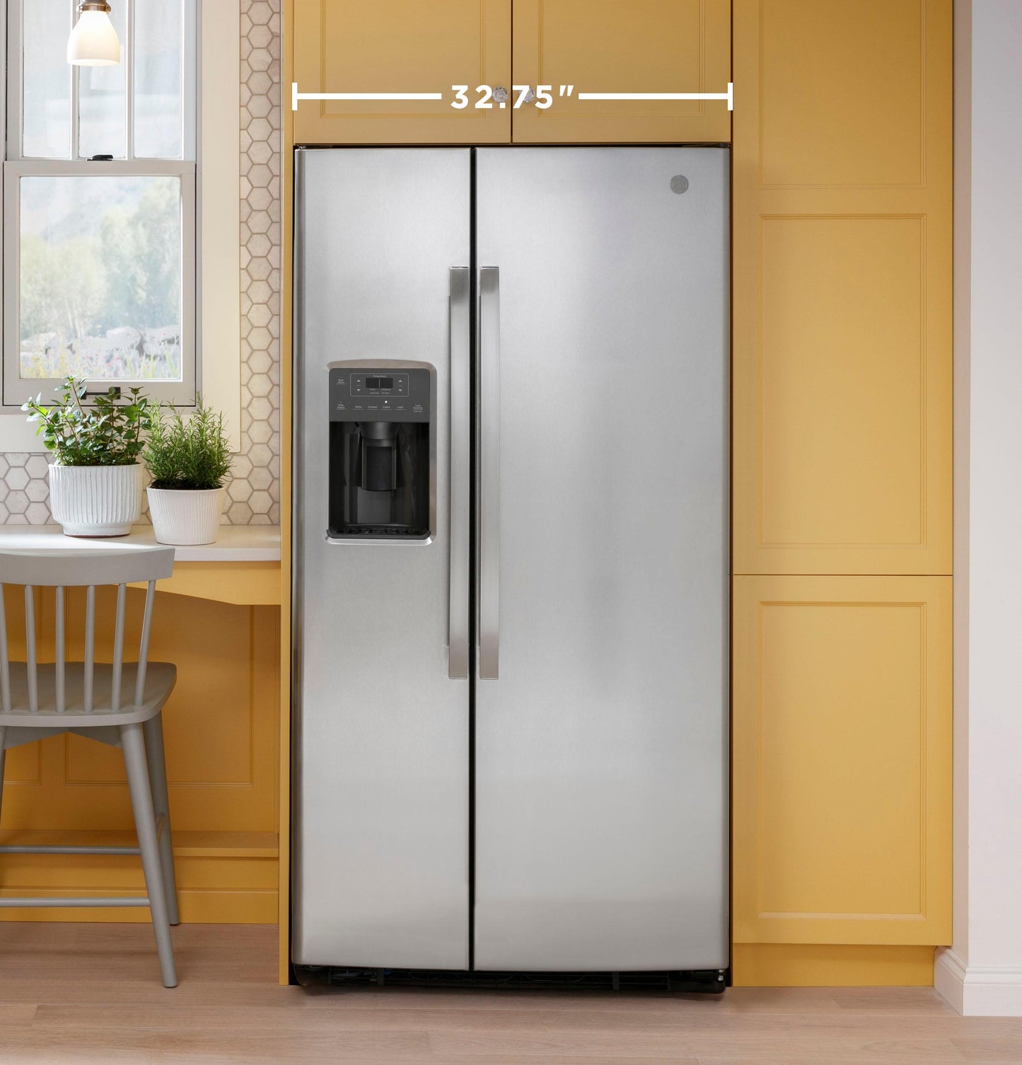 GE APPLIANCES GE 23.0 Cu. Ft. Side-By-Side Refrigerator in Stainless Steel - GSS23GYPFS