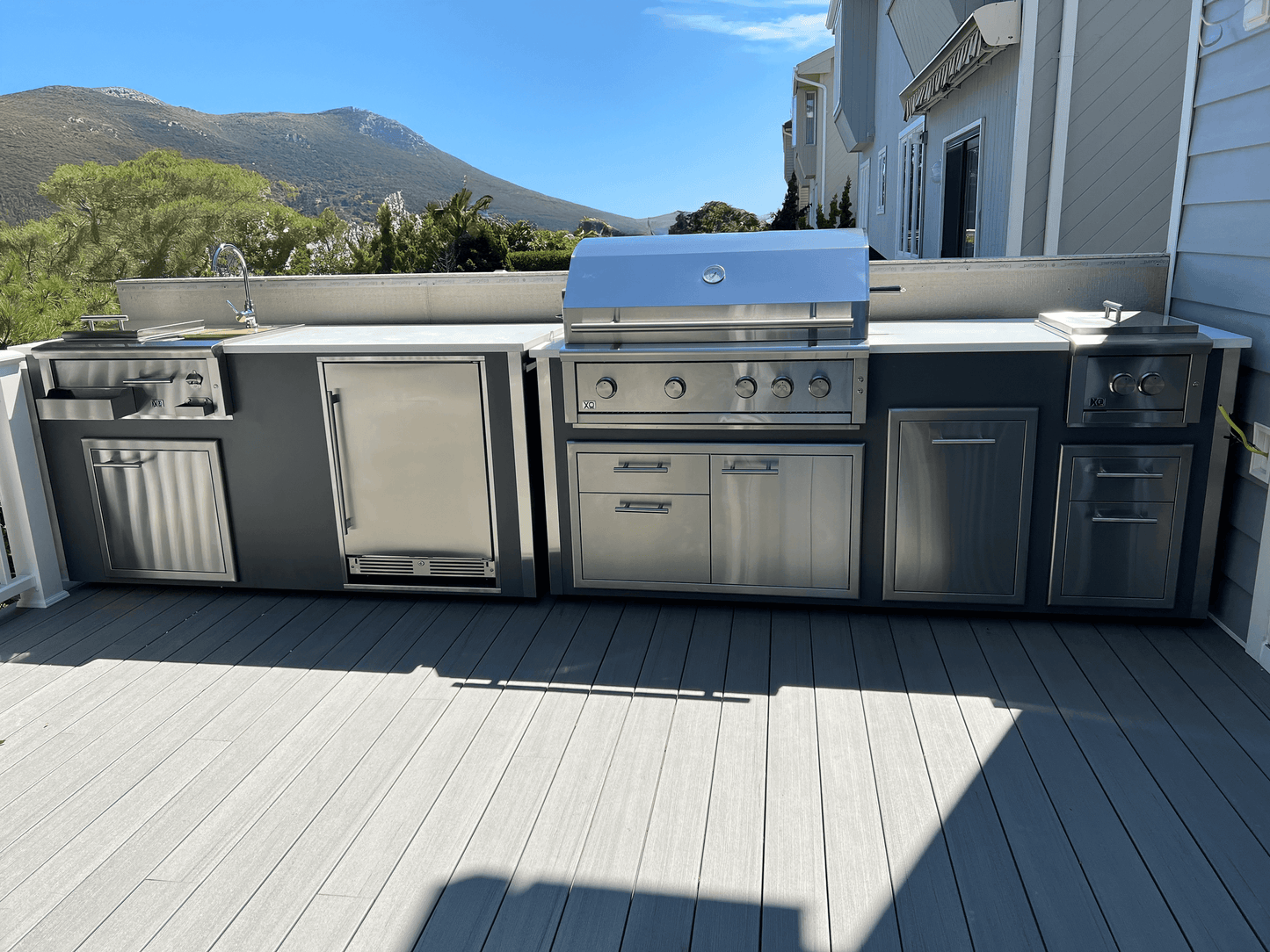 XO APPLIANCE XOGOKBARV1GR Factory Assembled, Appliance Ready Designer Island Gray - XOGOKBARV1GR