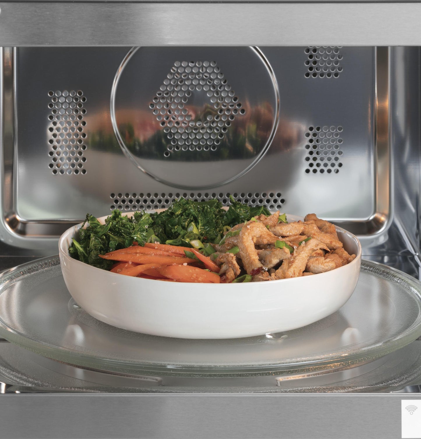 CAFE CCWK15C1WWM CAFé™ 1.5 Cu. Ft. Smart Countertop Convection/Microwave Oven White