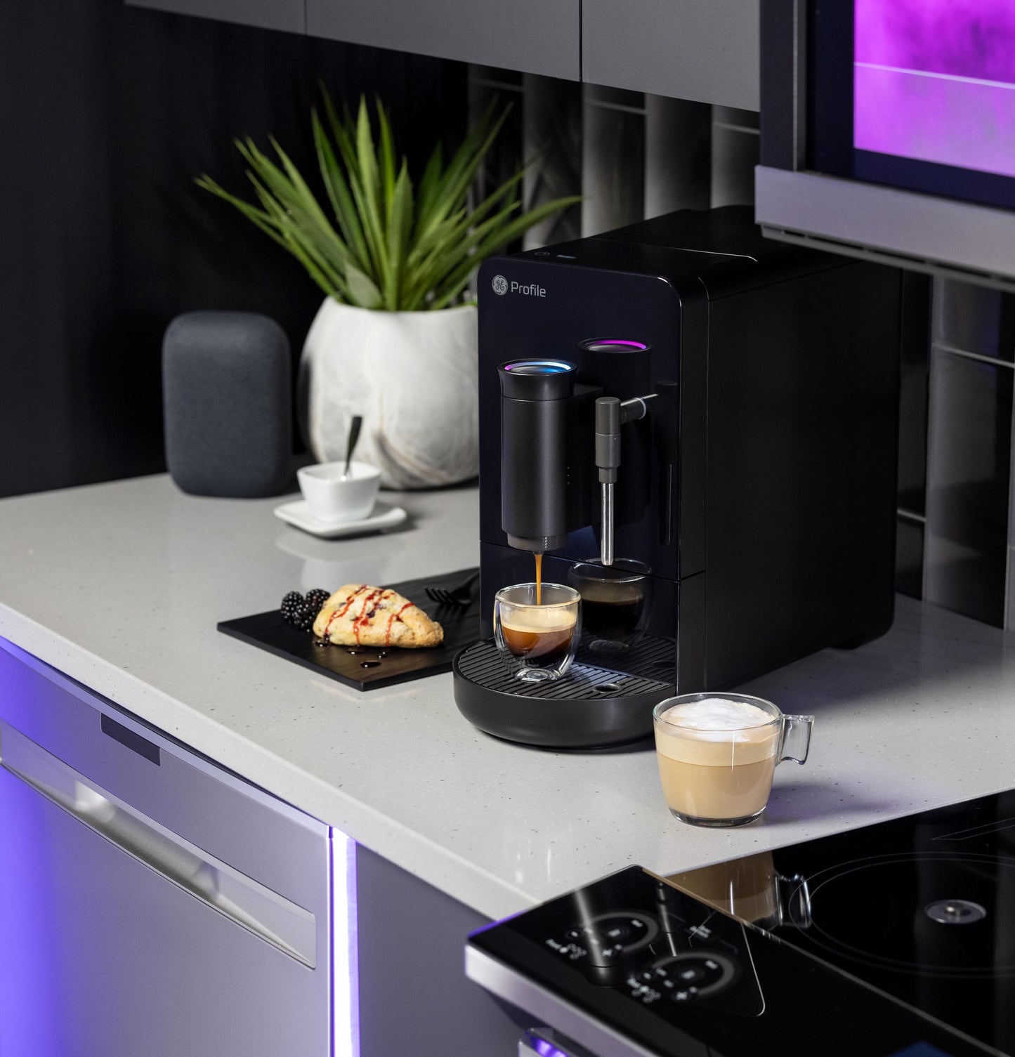 GE APPLIANCES P7CEBBS6RBB GE Profile™ Automatic Espresso Machine + Frother Black - P7CEBBS6RBB