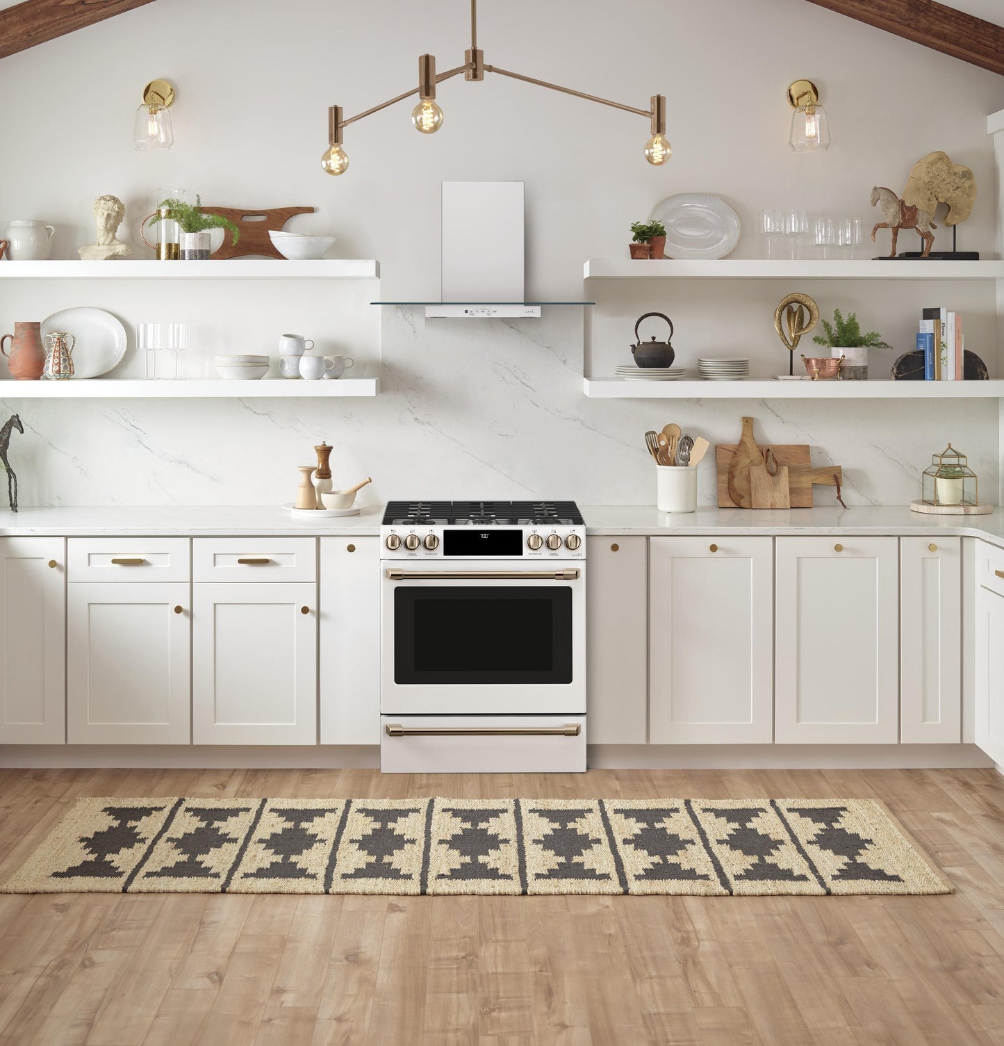 CAFE 30" Smart Slide-In, Front-Control, Gas Range with Convection Oven White - CGS700P4MW2