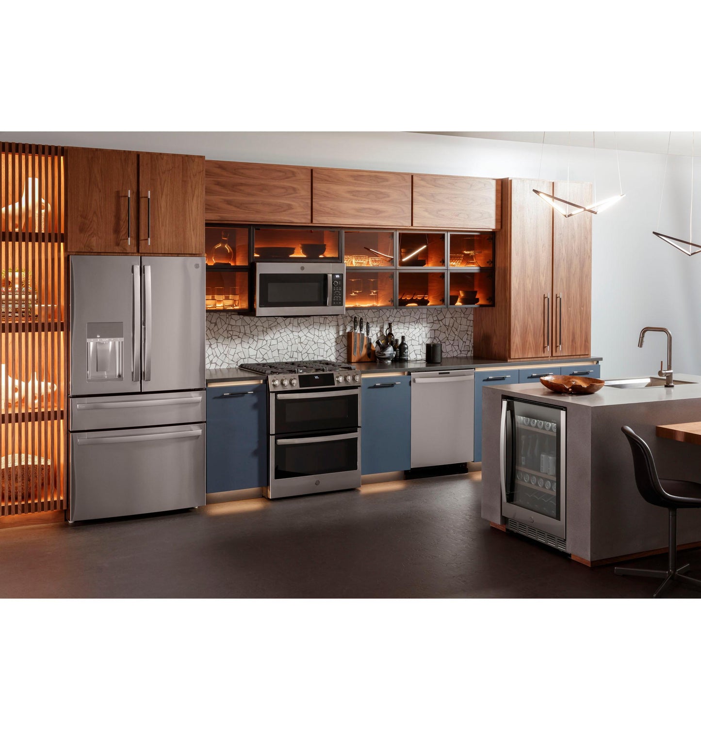 GE APPLIANCES PGS960YPFS GE Profile™ 30" Smart Slide-In Front-Control Gas Double Oven Convection Fingerprint Resistant Range in Stainless Steel - PGS960YPFS