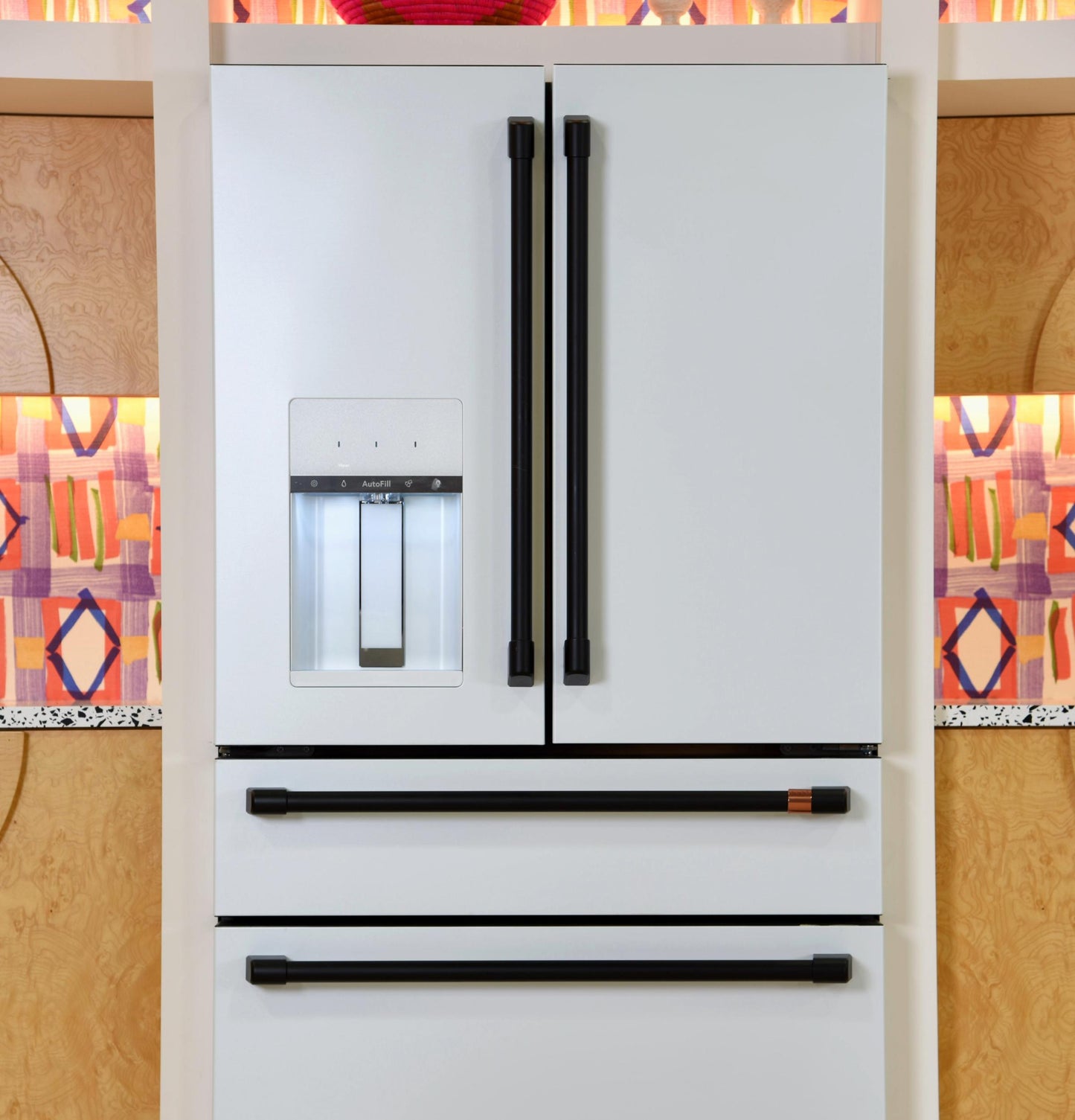 CAFE CVE28DP4NW2 CAFé™ ENERGY STAR® 27.8 Cu. Ft. Smart 4-Door French-Door Refrigerator White - CVE28DP4NW2