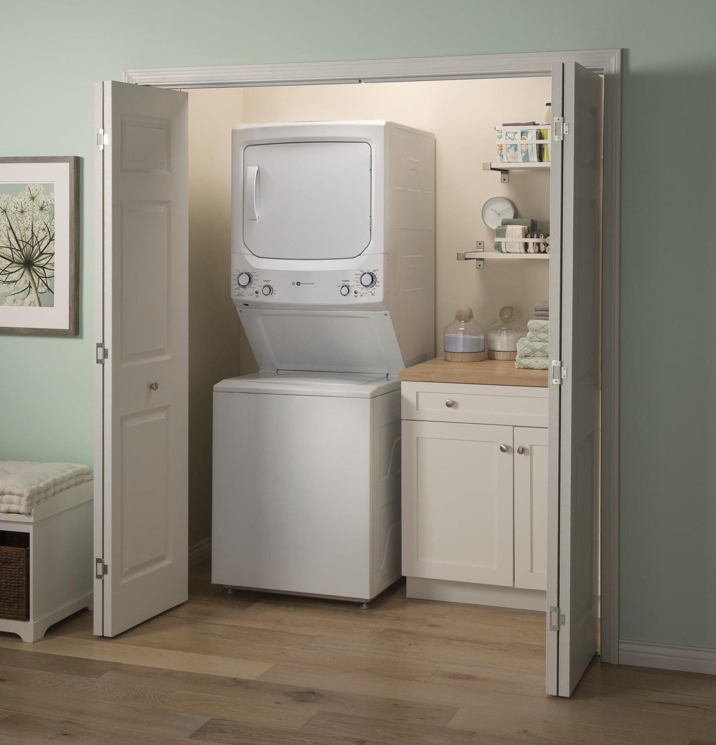 GE APPLIANCES GUD27GESNWW GE Unitized Spacemaker ENERGY STAR 3.9 cu. ft. Capacity Washer with in Stainless Steel Basket and 5.9 cu. ft. Capacity Gas Dryer White - GUD27GESNWW