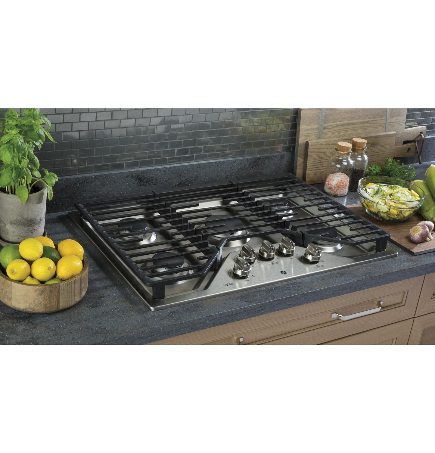 GE APPLIANCES PGP7030SLSS GE Profile™ 30" Built-In Gas Cooktop with 5 Burners in Stainless Steel - PGP7030SLSS