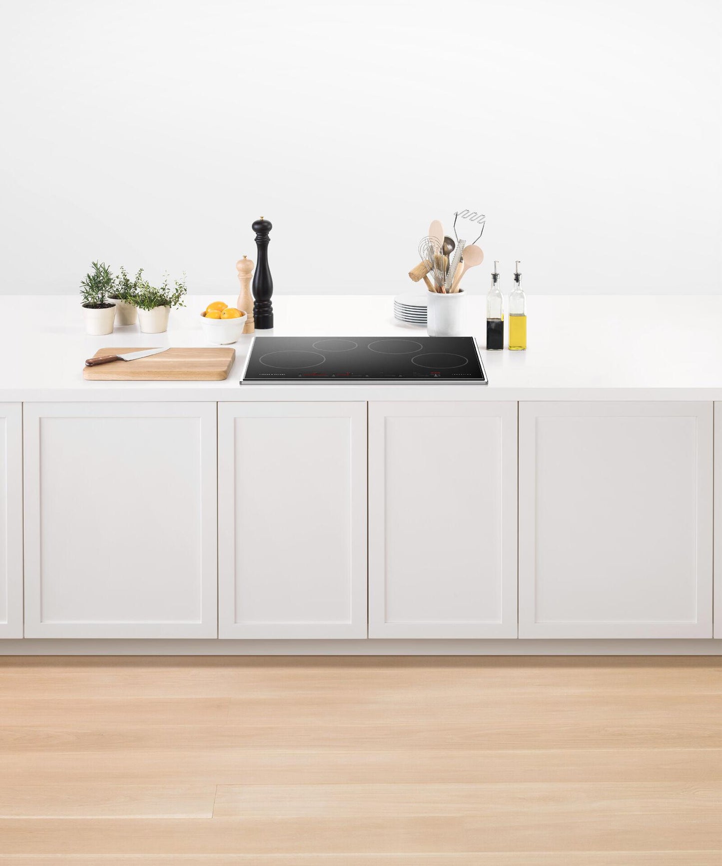 FISHER & PAYKEL CI304PTX4 30" Series 7 4 Zone Induction Cooktop Black - CI304PTX4