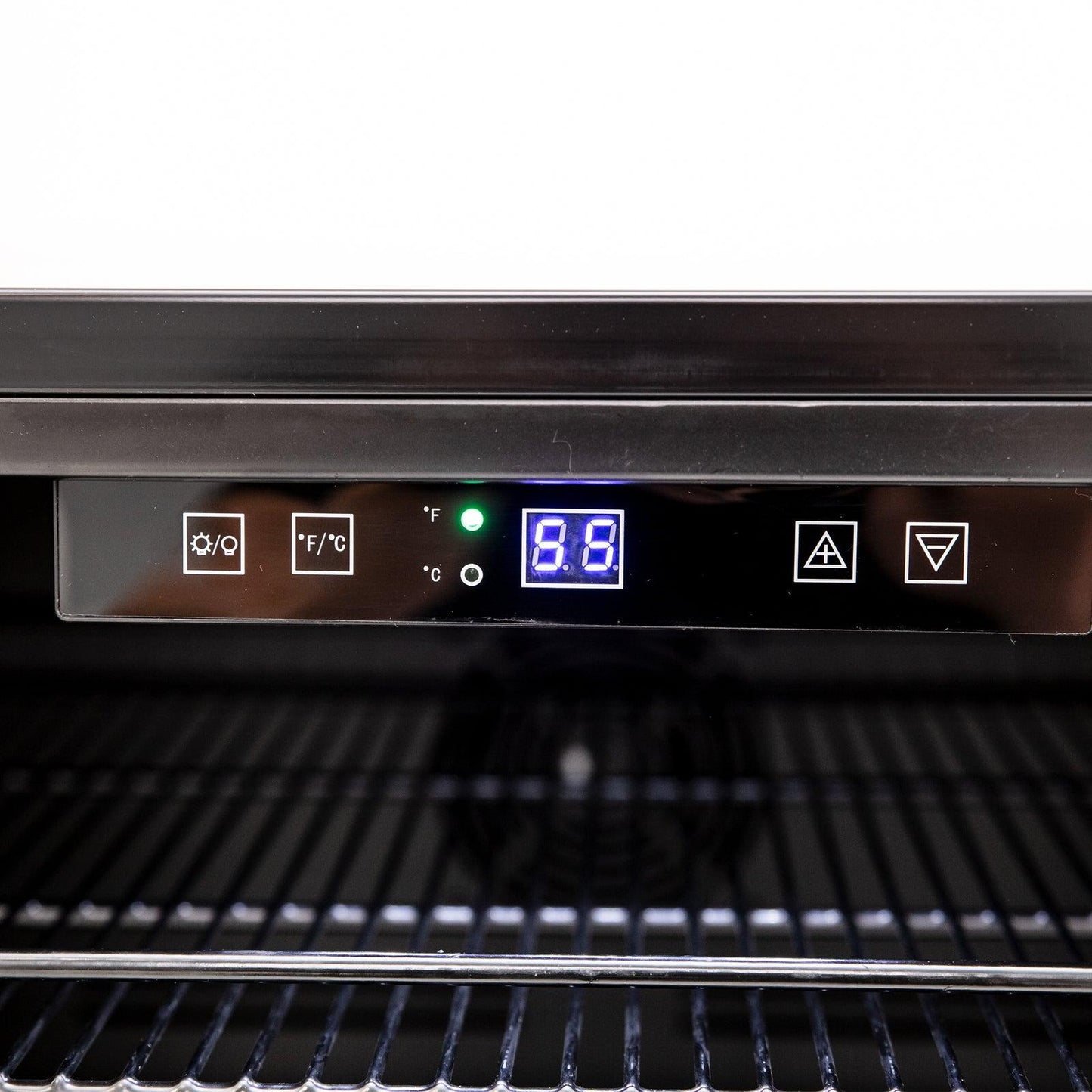 AVANTI BVB52T4S Avanti Beverage Center, 133 Can Capacity in Stainless Steel - BVB52T4S