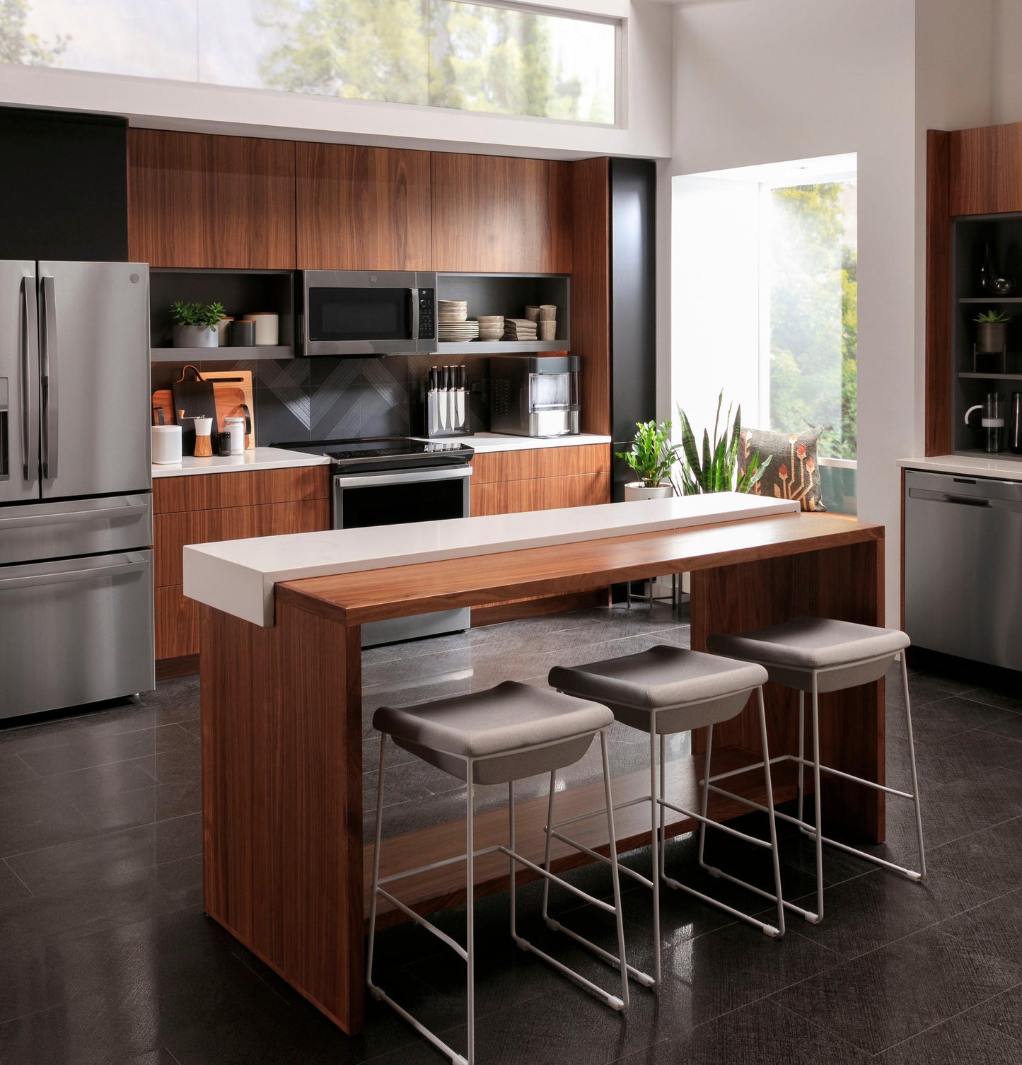 GE APPLIANCES PSS93YPFS GE Profile™ 30" Smart Slide-In Electric Convection Fingerprint Resistant Range with No Preheat Air Fry in Stainless Steel - PSS93YPFS