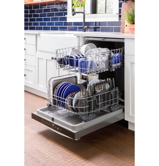 GE APPLIANCES GDT550PYRFS GE ENERGY STAR Top Control with Plastic Interior Dishwasher with Sanitize Cycle & Dry Boost in Stainless Steel - GDT550PYRFS