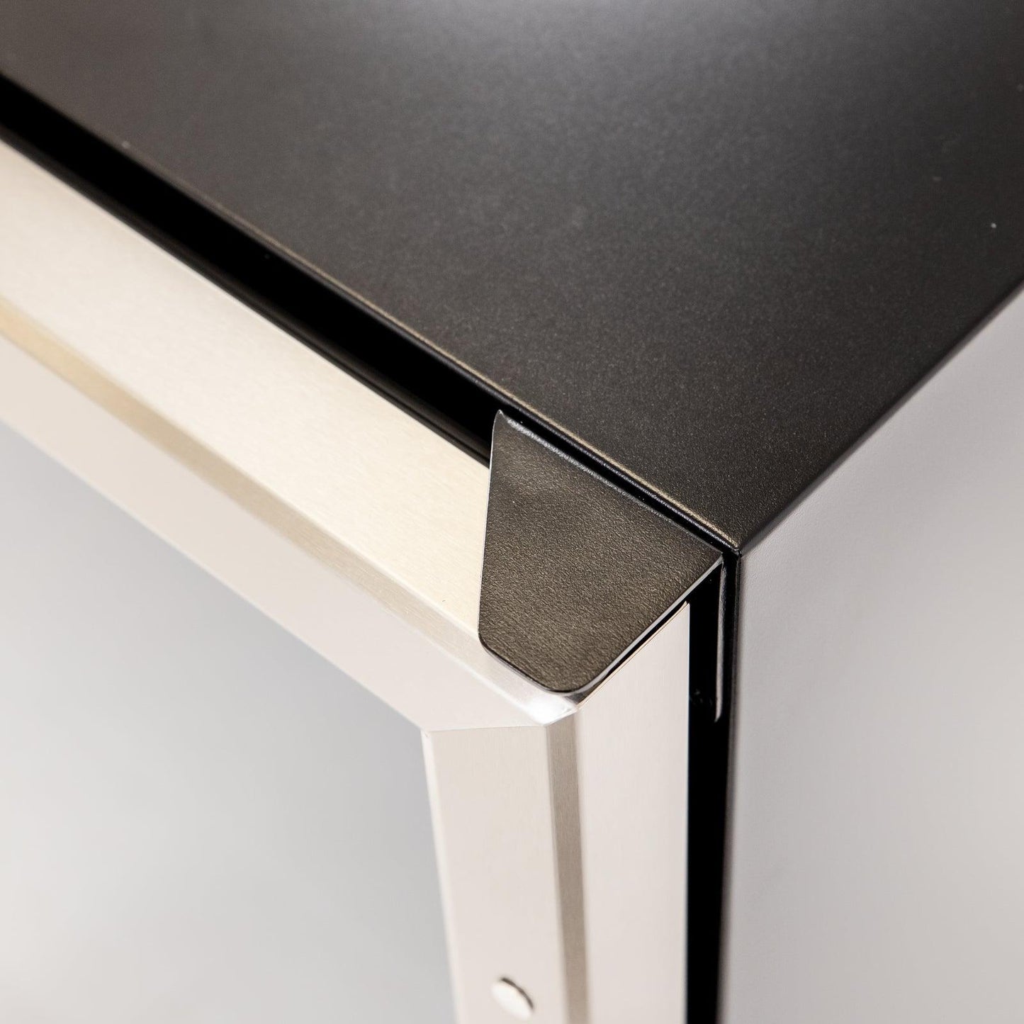 AVANTI BCA516SS Avanti Beverage Center, 130 Can Capacity in Stainless Steel - BCA516SS