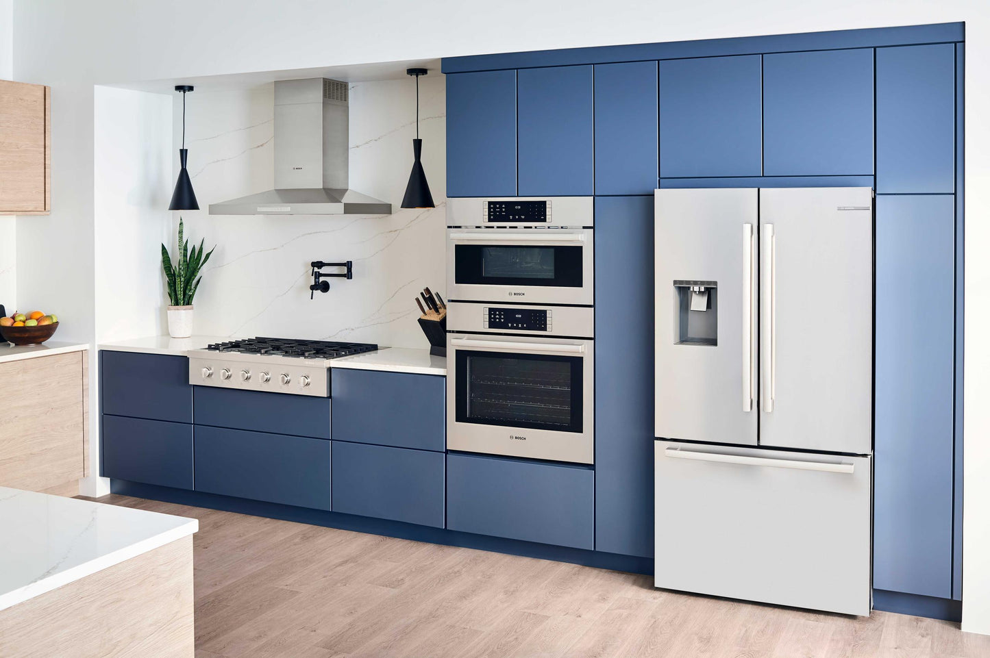 BOSCH B36CD52SNS 500 Series, French Door Bottom freezer, multi door, 36'', Brushed steel (with anti-fingerprint), Total No Frost in Stainless Steel - B36CD52SNS