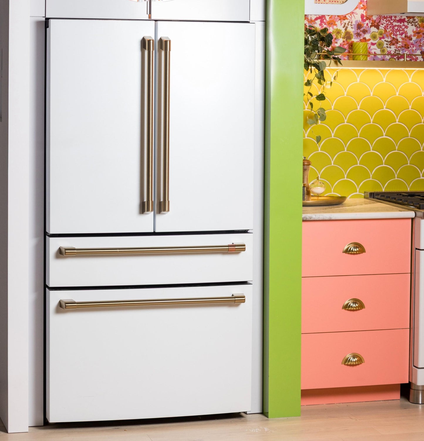 CAFE CGE29DP4TW2 CAFé™ ENERGY STAR® 28.7 Cu. Ft. Smart 4-Door French-Door Refrigerator With Dual-Dispense AutoFill Pitcher White - CGE29DP4TW2