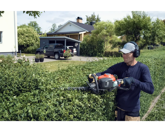 Husqvarna 322HD60 Hedge Trimmer - 967658901