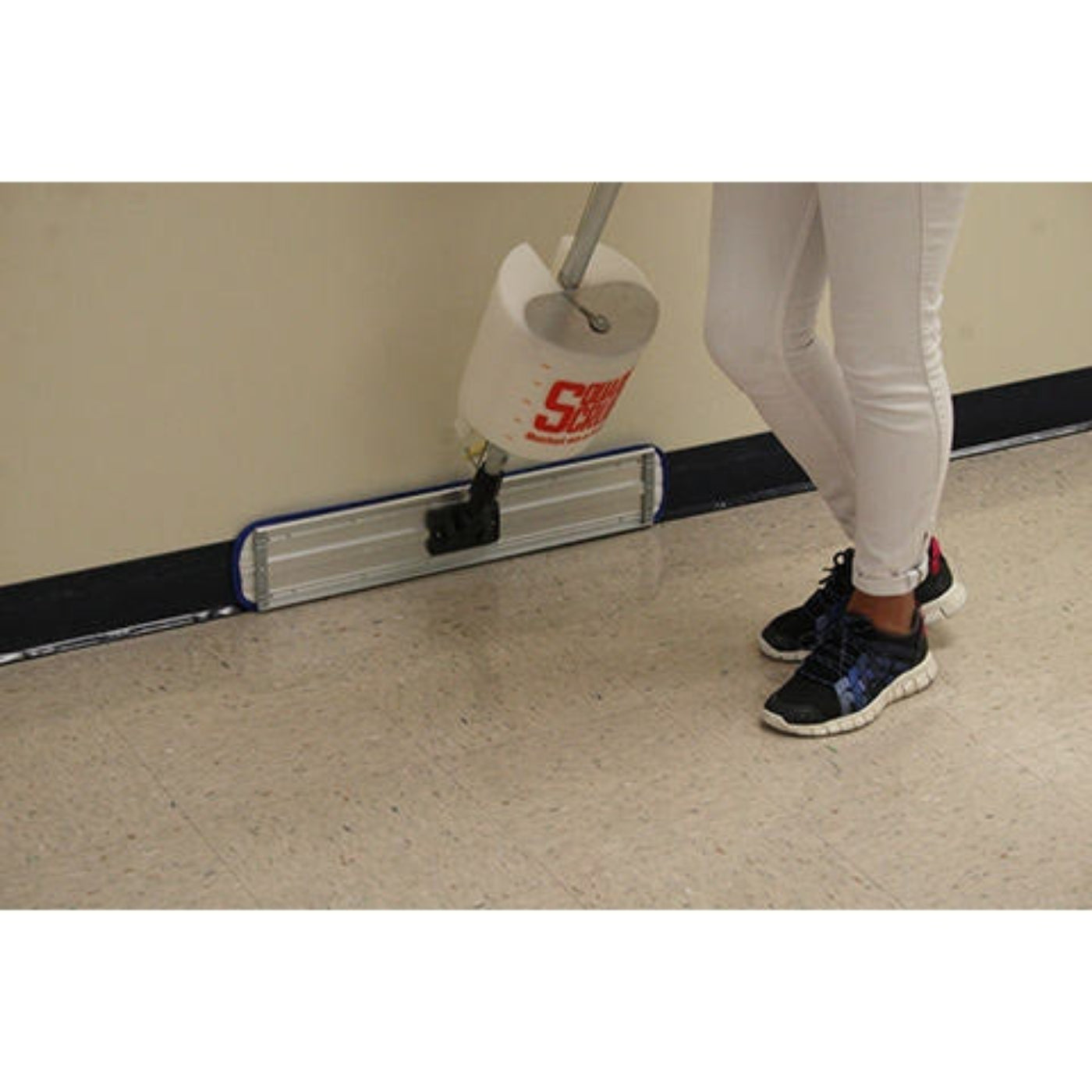 Square Scrub Bucket on a Stick Floor Finish Applicator, 18" or 24" Head - SQU-SS-BOS24-EA