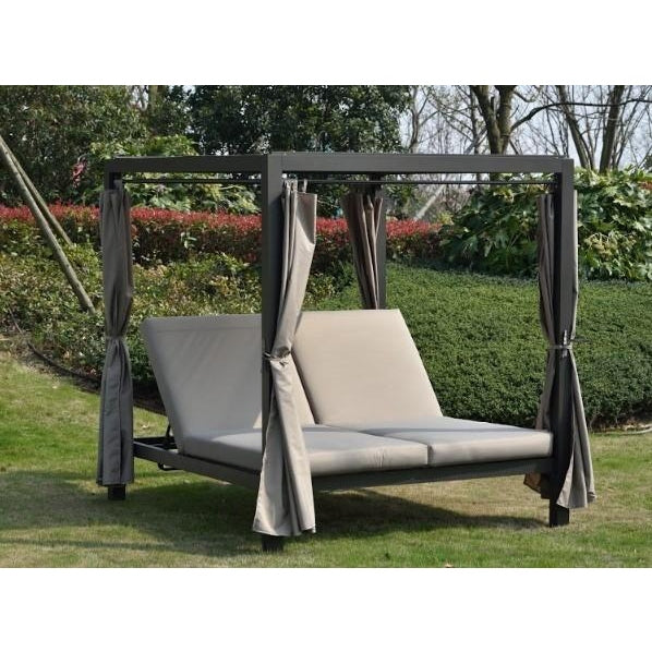 Homeroots - Outdoor Daybed Adjustable with Canopy and Taupe Cushions - 372327