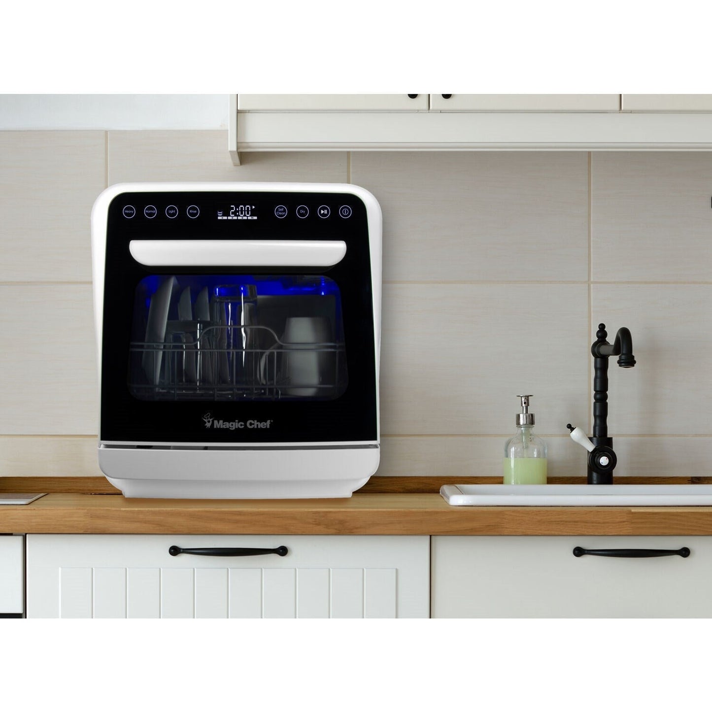 Magic Chef - 3-Place Setting Coutertop Dishwasher, 5 Programs, Built-In Water Tank - MCSCD3W