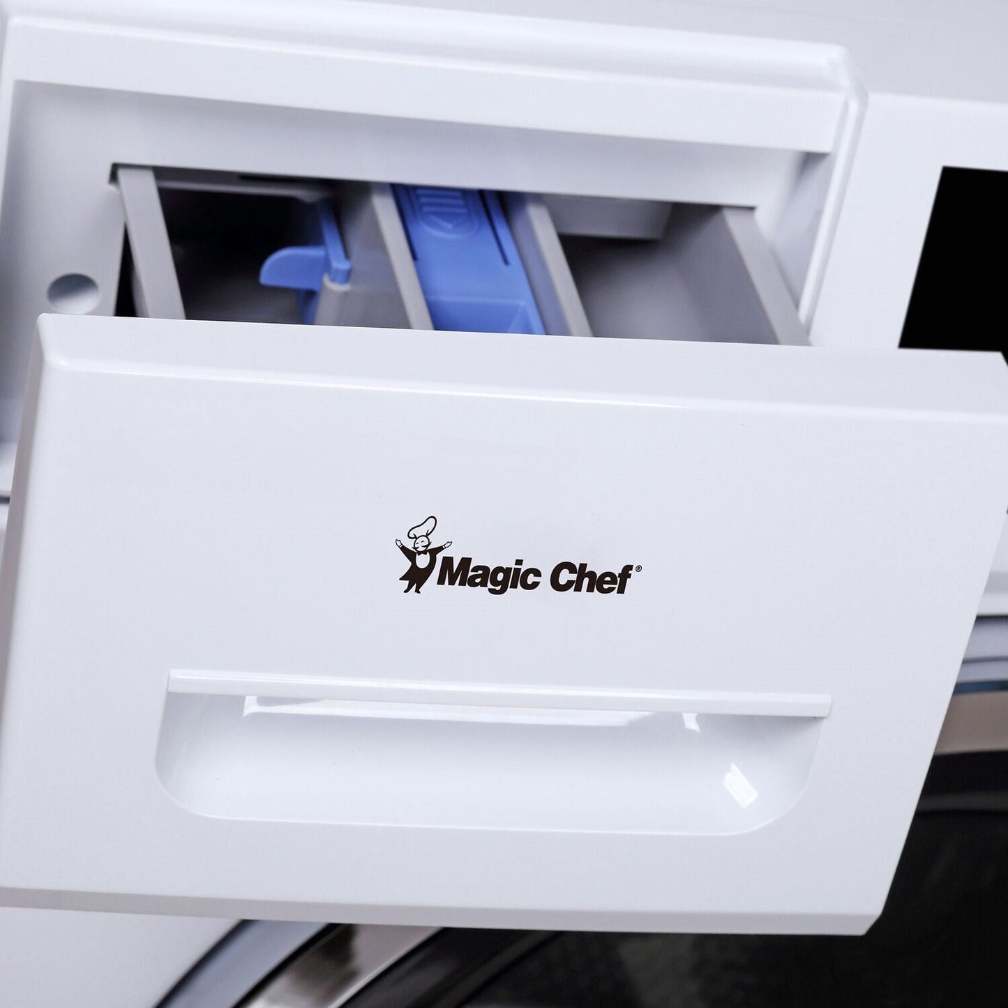 Magic Chef - 24 in. 2.7 cu. ft. Front Load Compact Washer - MCSFLW27W