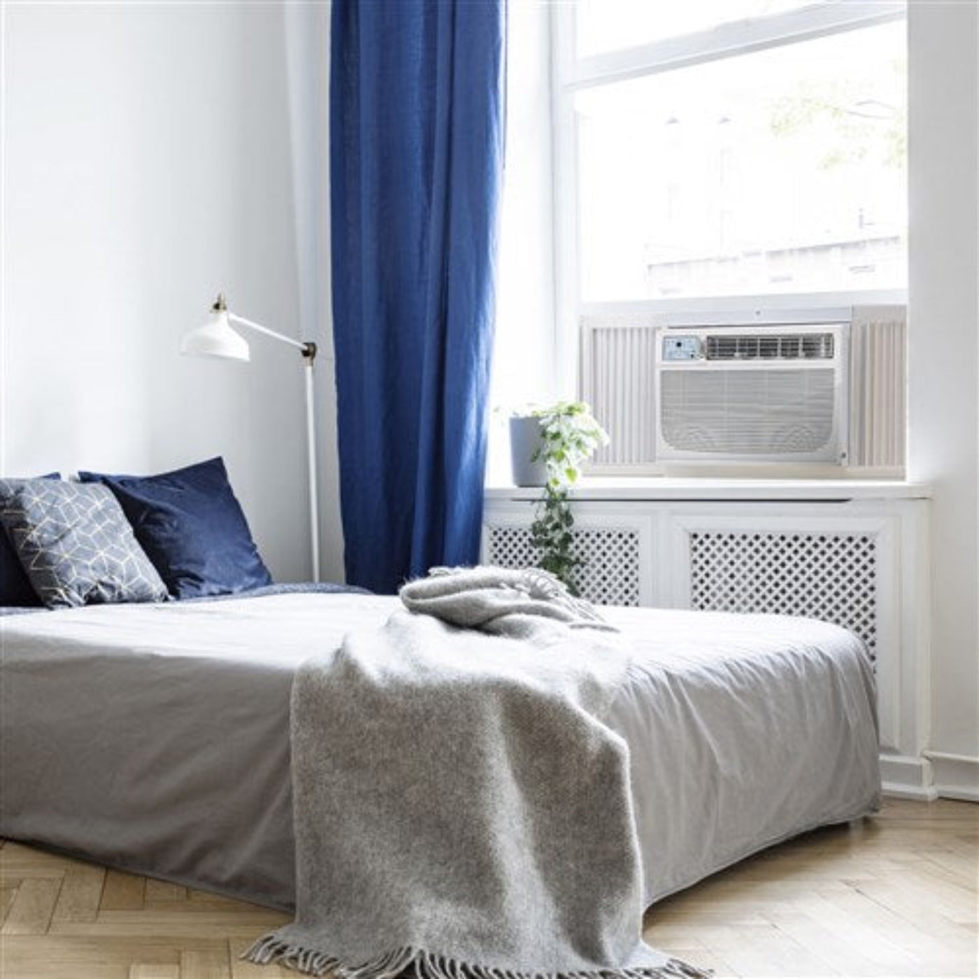 Keystone Energy Star 25,000/24,700 BTU 230V Window/Wall Air Conditioner with Follow Me LCD Remote Control  -  KSTAW25C