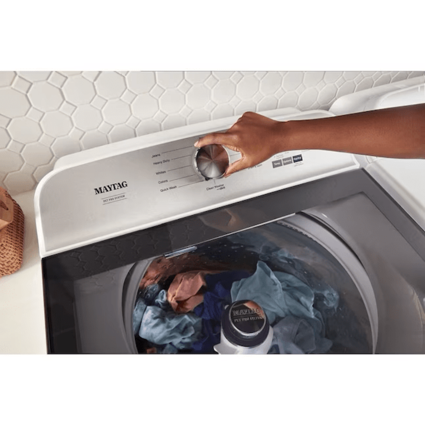 Maytag Pet Pro 4.7-cu ft High Efficiency Agitator Top-Load Washer White - MVW6500MW