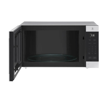 SIGNATURE KITCHEN SUITE SKSMC2401S Countertop Microwave Oven - SKSMC2401S