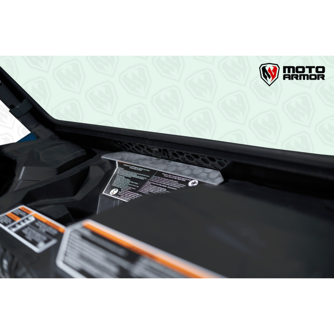 Moto Armor Can Am Commander / Maverick Full Glass Windshield - MA-COM-WS-GLS-BLK-Y