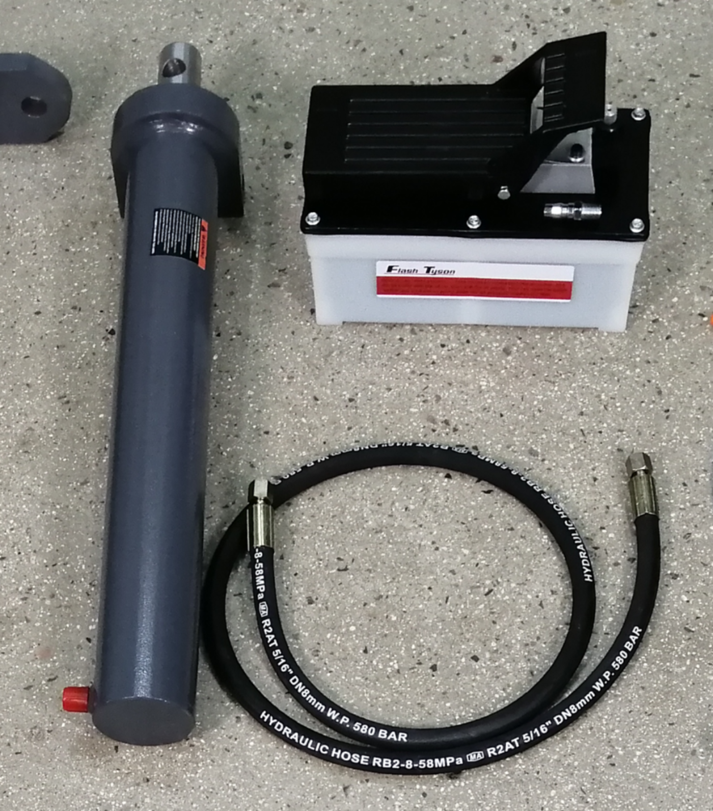 Kaka Industrial TB-3B Air Hydraulic Power 10 Ton Tube Bender for Roll Cage & Exhaust Pipe Bender,12 Inch stroke cylinder General Tube Bender - 175008