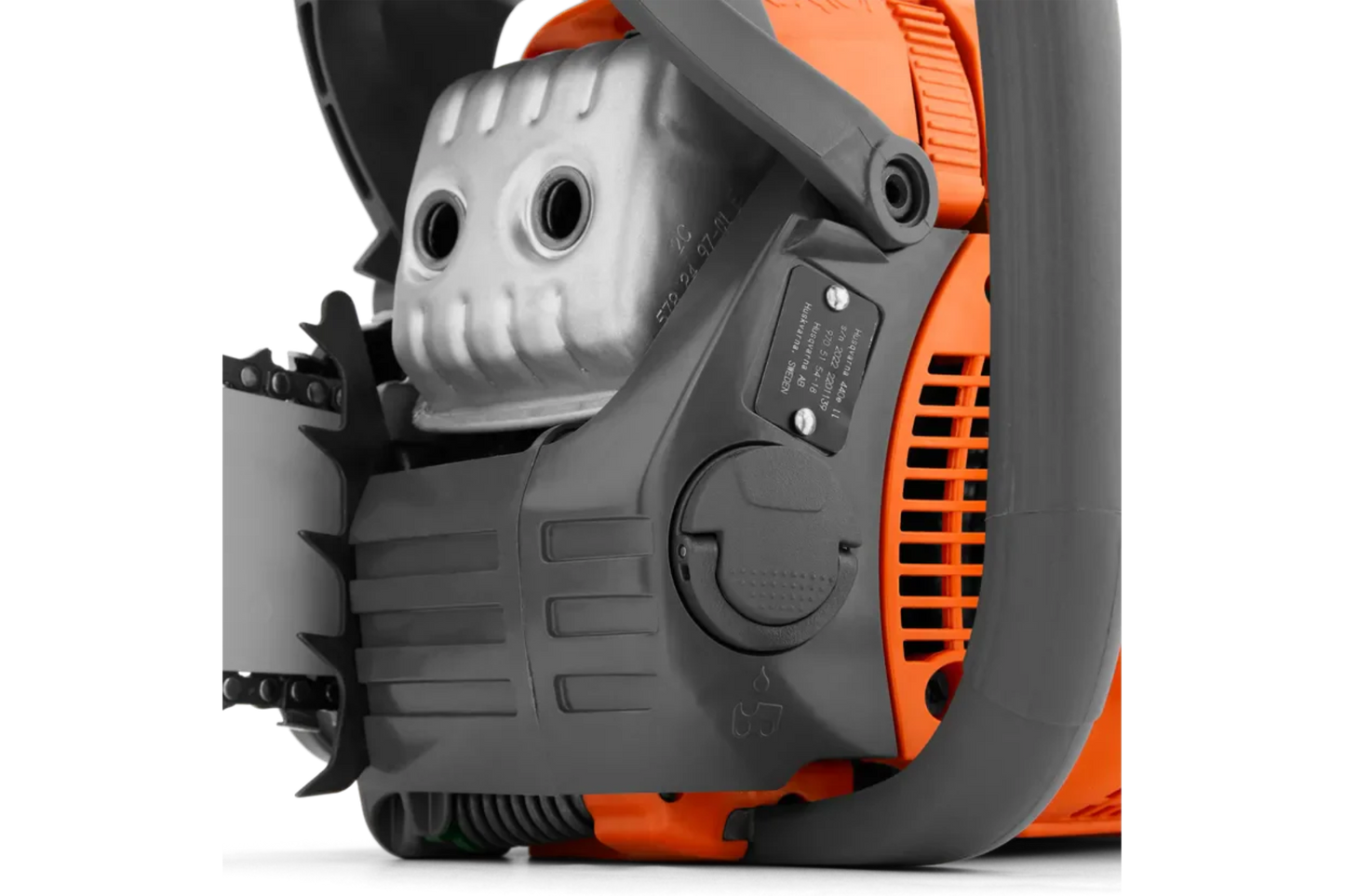 Husqvarna 440 Chainsaw - 40.9cc Gas Engine with 18in Guide Bar for Homeowners