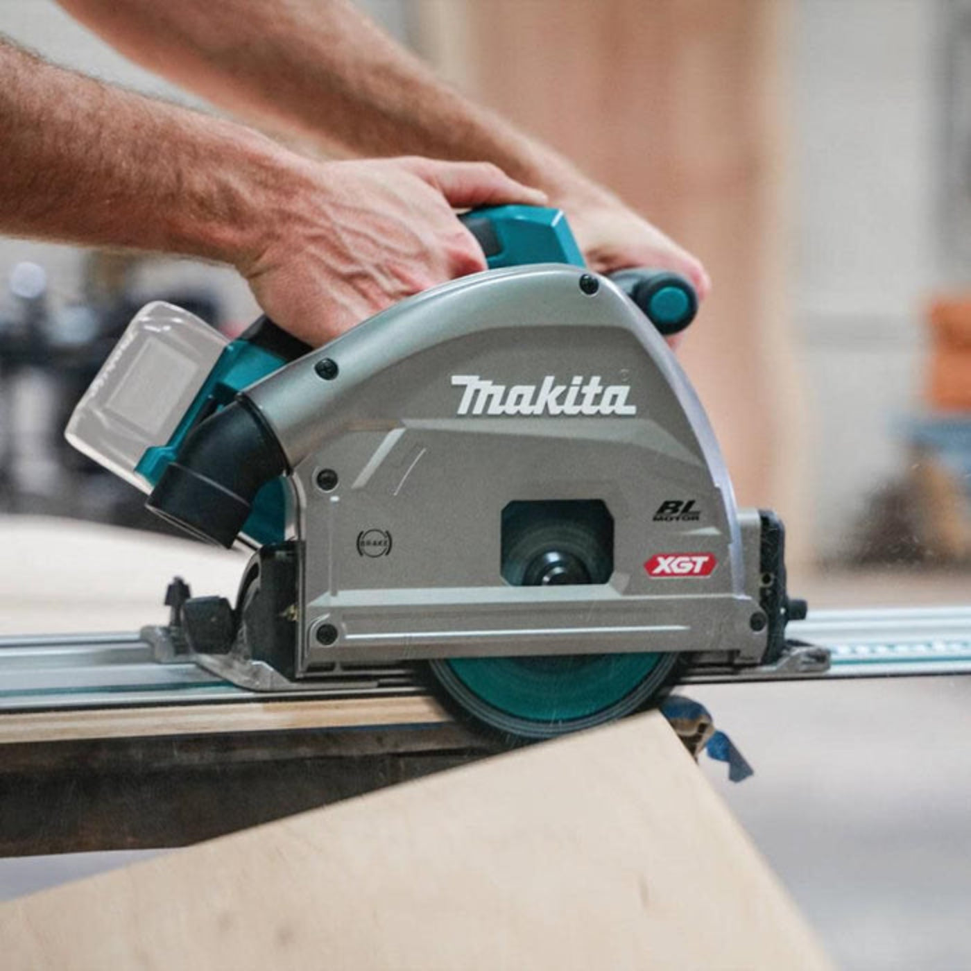Makita 40V max XGT 6 1/2in Plunge Circular Saw (Bare Tool) -  GPS01Z