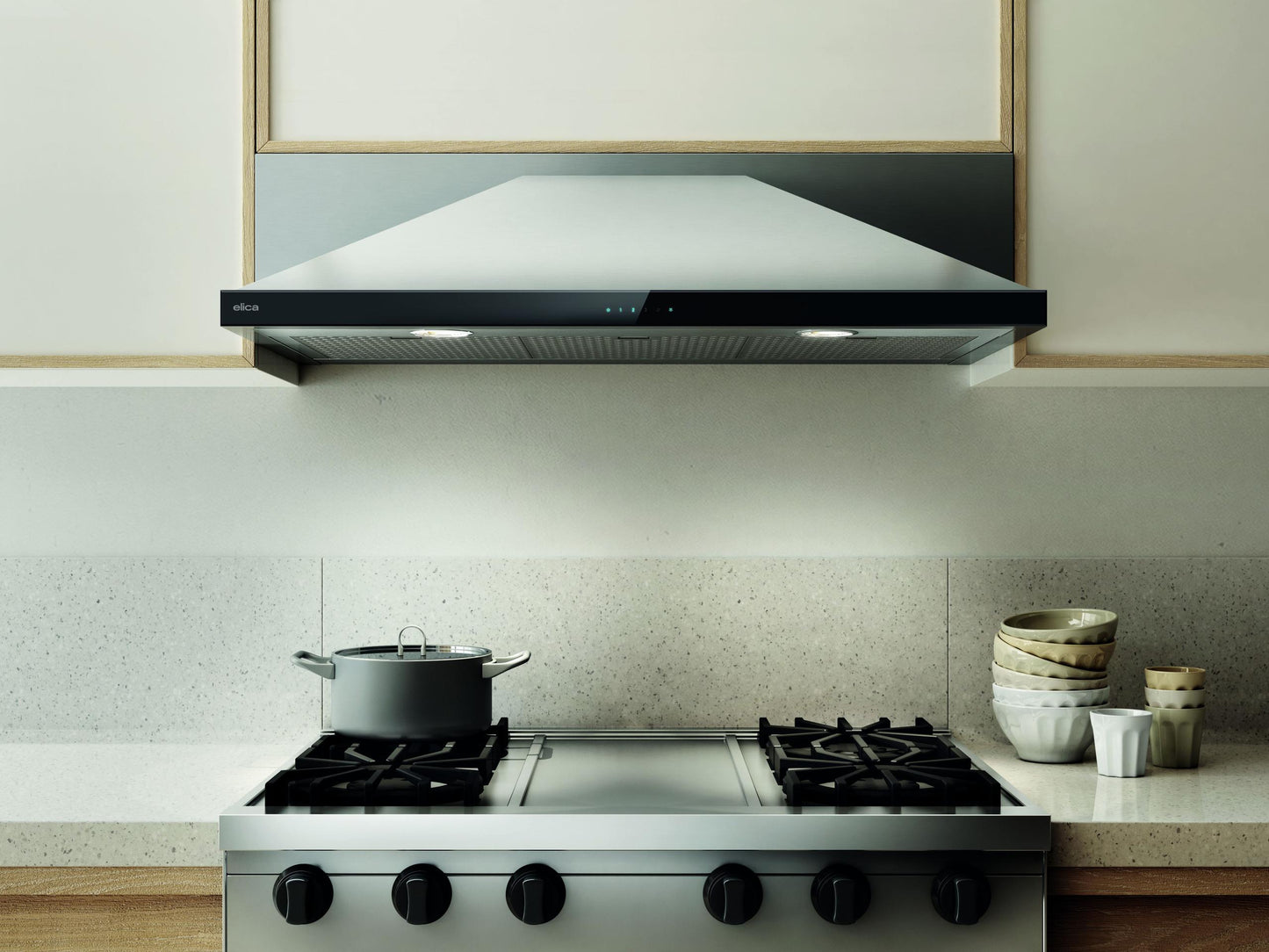 ELICA EMD536S3 MODENA Undercabinet Range Hood 36" wide - 600CFM in Stainless Steel On Black - EMD536S3