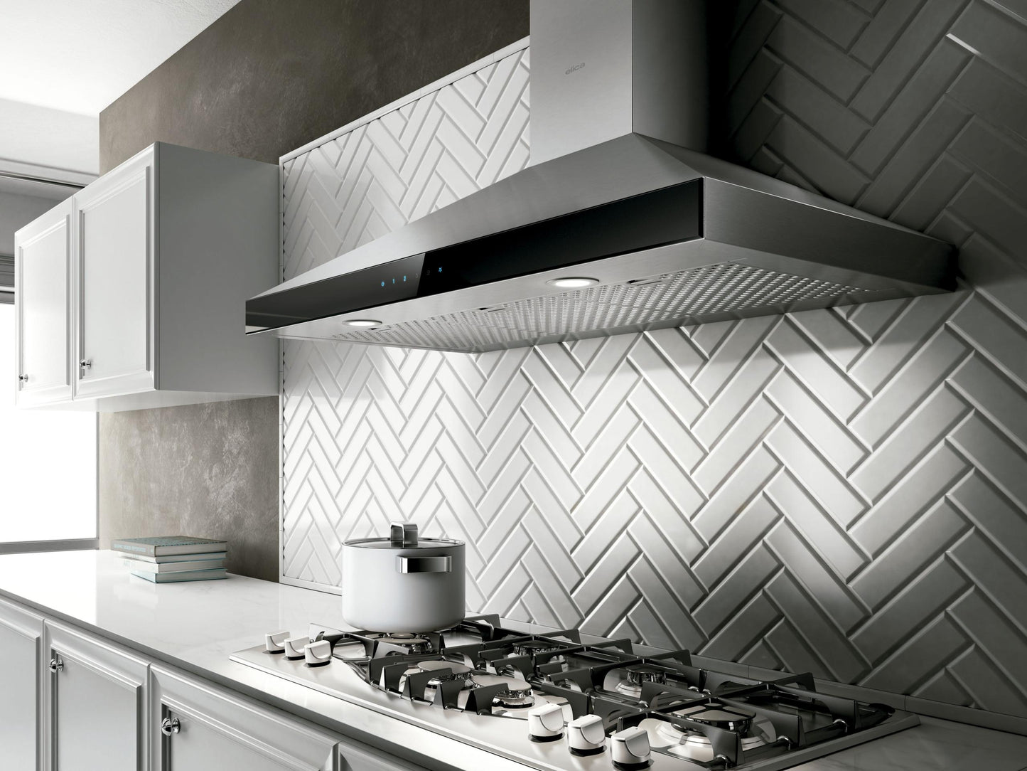 ELICA EVR636S2 VARNA Wall Mount Range Hood 36" wide - 600CFM in Stainless Steel - EVR636S2