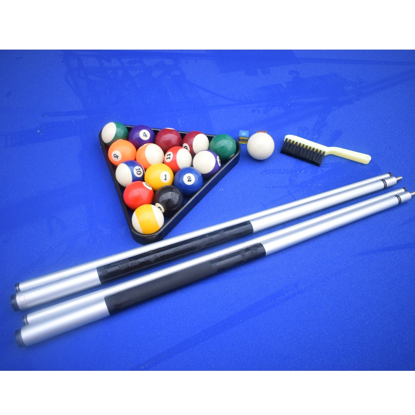 Hathaway Alpine Waterproof 8ft Outdoor Pool Table - BG3147