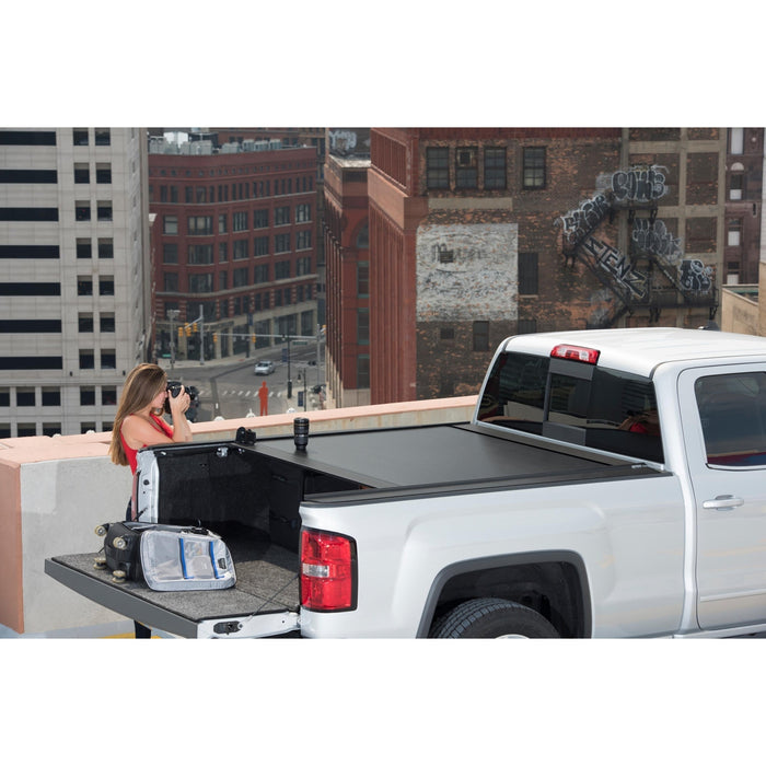 RetraxONE MX Toyota Tacoma Retractable Tonneau Cover - RTX-60852