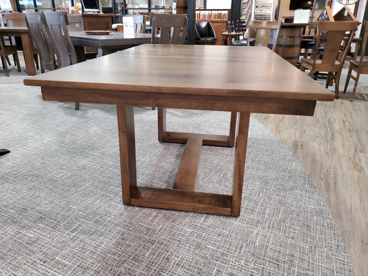 QW Amish Clark Table - 371Y-CLARK