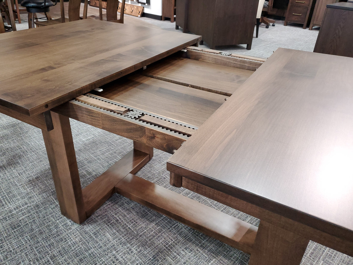 QW Amish Clark Table - 371Y-CLARK