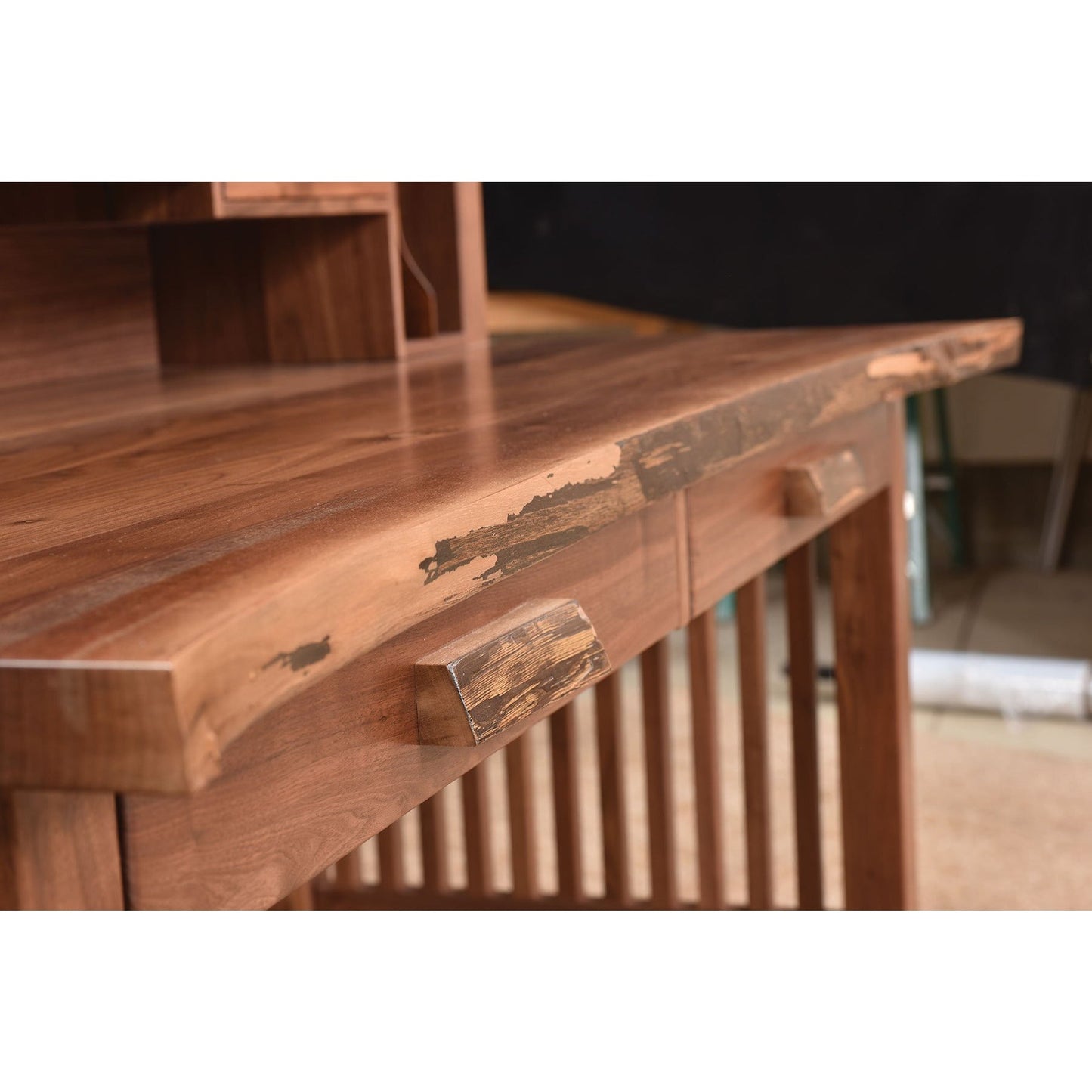 QW Amish JD Mission Live Edge 62" Writing Desk w/ Optional Hutch - 162T-3062WD-LE